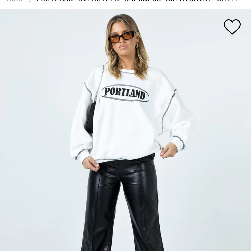 Princess polly Portland sweatshirt size 2